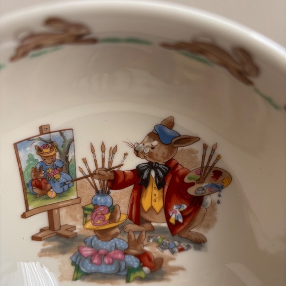 Royal Doulton Bunnykins Baby Bowl - Painter - Picture 2 of 4